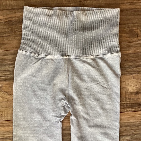 NWOT - FP Movement Good Karma Leggings XS/S - Picture 3 of 9